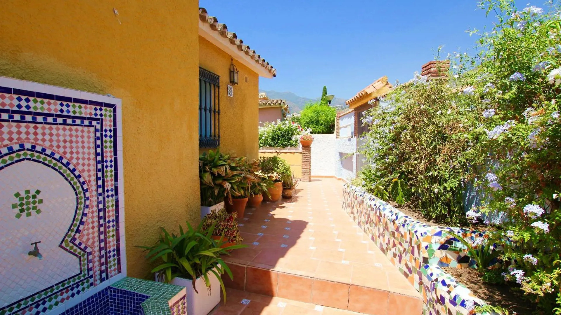 Private Pool Villa With Sea Views Near The Beach By Costarentals - Ref 249 Benalmadena
