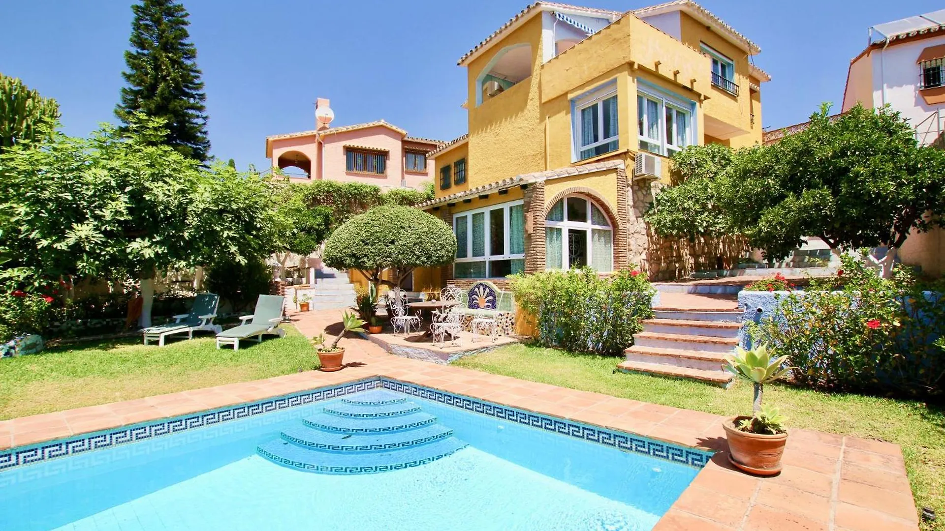 Private Pool Villa With Sea Views Near The Beach By Costarentals - Ref 249 Benalmadena