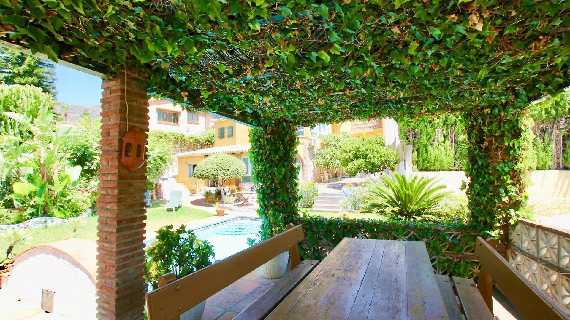 Private Pool Villa With Sea Views Near The Beach By Costarentals - Ref 249 Benalmadena 0*,  Spain