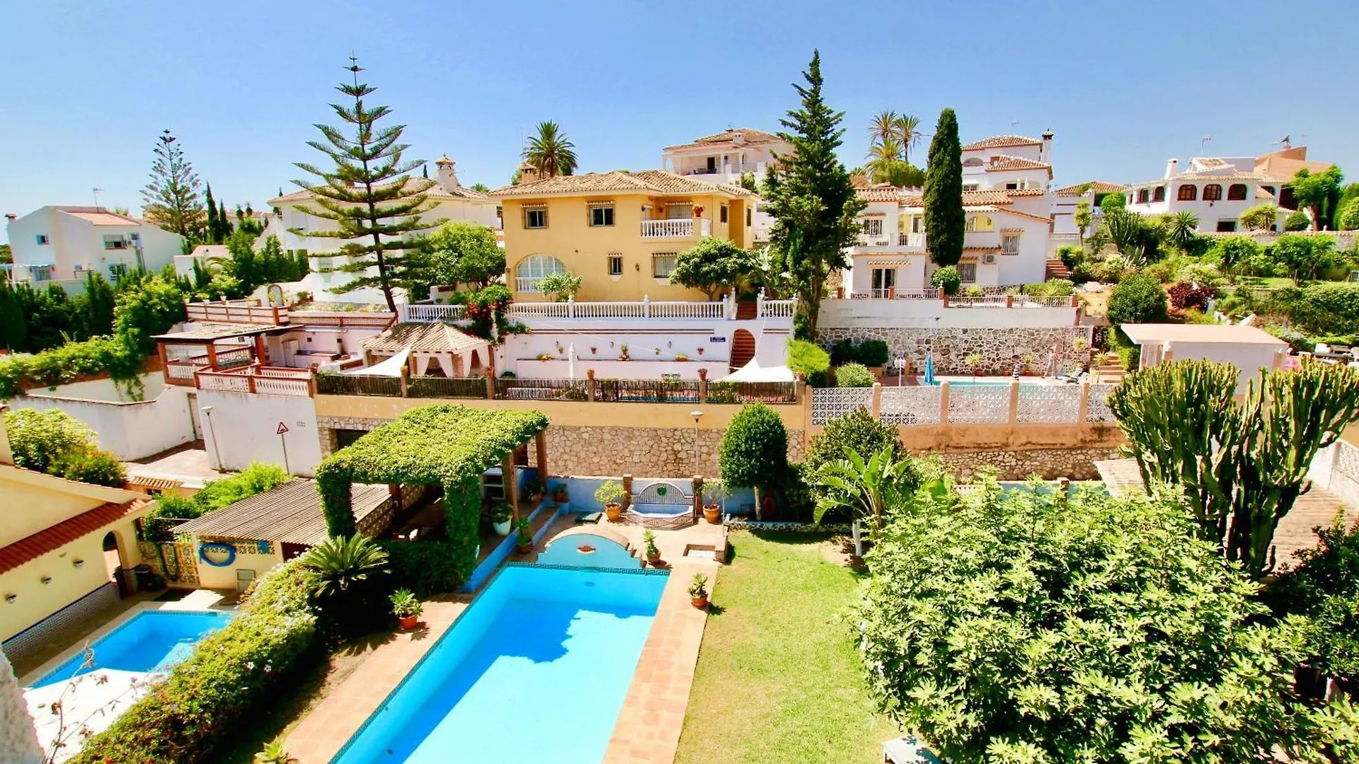 Private Pool Villa With Sea Views Near The Beach By Costarentals - Ref 249 Benalmadena