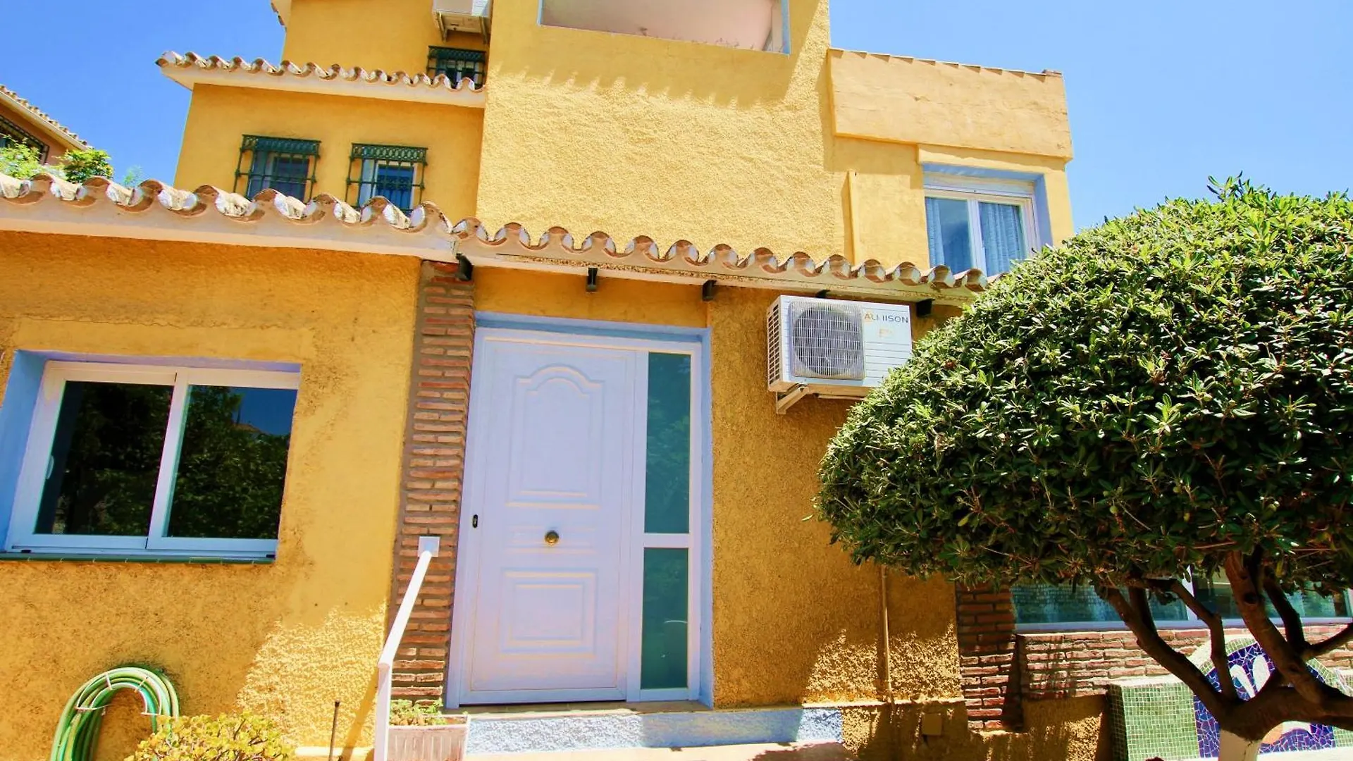 Private Pool Villa With Sea Views Near The Beach By Costarentals - Ref 249 Benalmádena Spanje